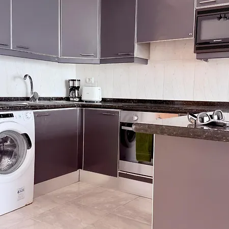 Sunset & Ocean Views, Beachfront Apartment, Lg501 *